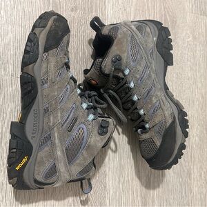 Merrell Moab women’s hiking boots waterproof size 6.5